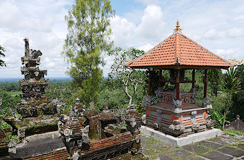 Pura Pucak Manik Ukir auf Bali