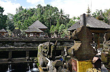 Wassertempel Pura Tirta Empul auf Bali