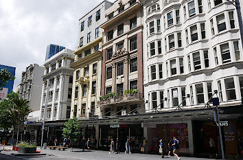 Queen Street in Auckland
