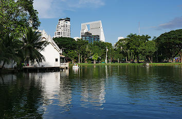 Lumphini Park in Bangkok