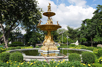 Saranrom Palace Park in Bangkok